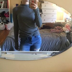 Ribbed Mock Turtleneck